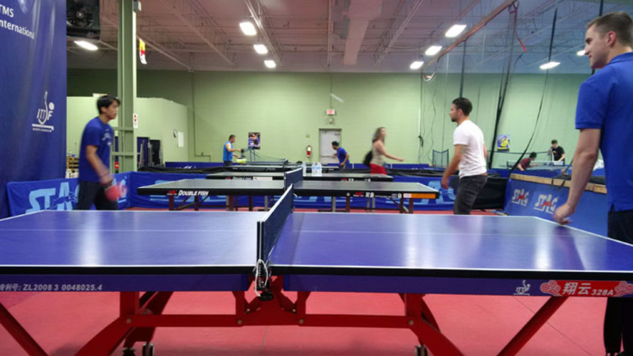 People-Table-Tennis